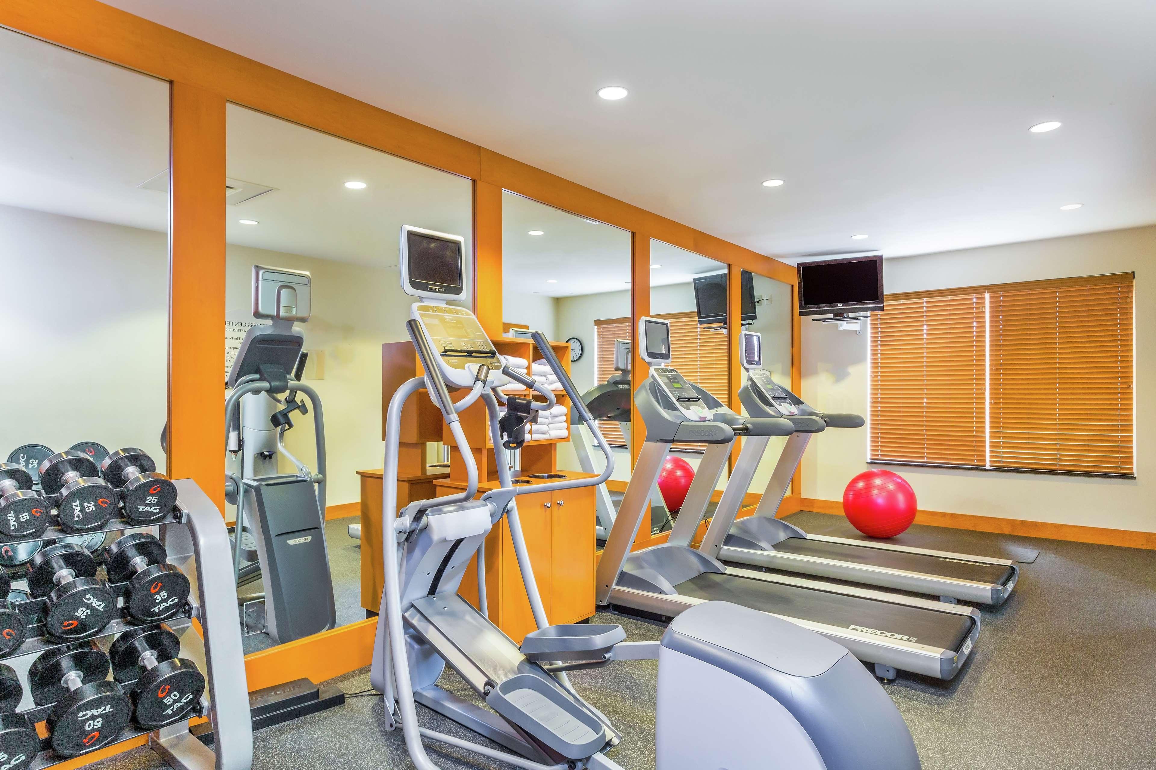 Hilton Garden Inn Форт Майерс Екстериор снимка