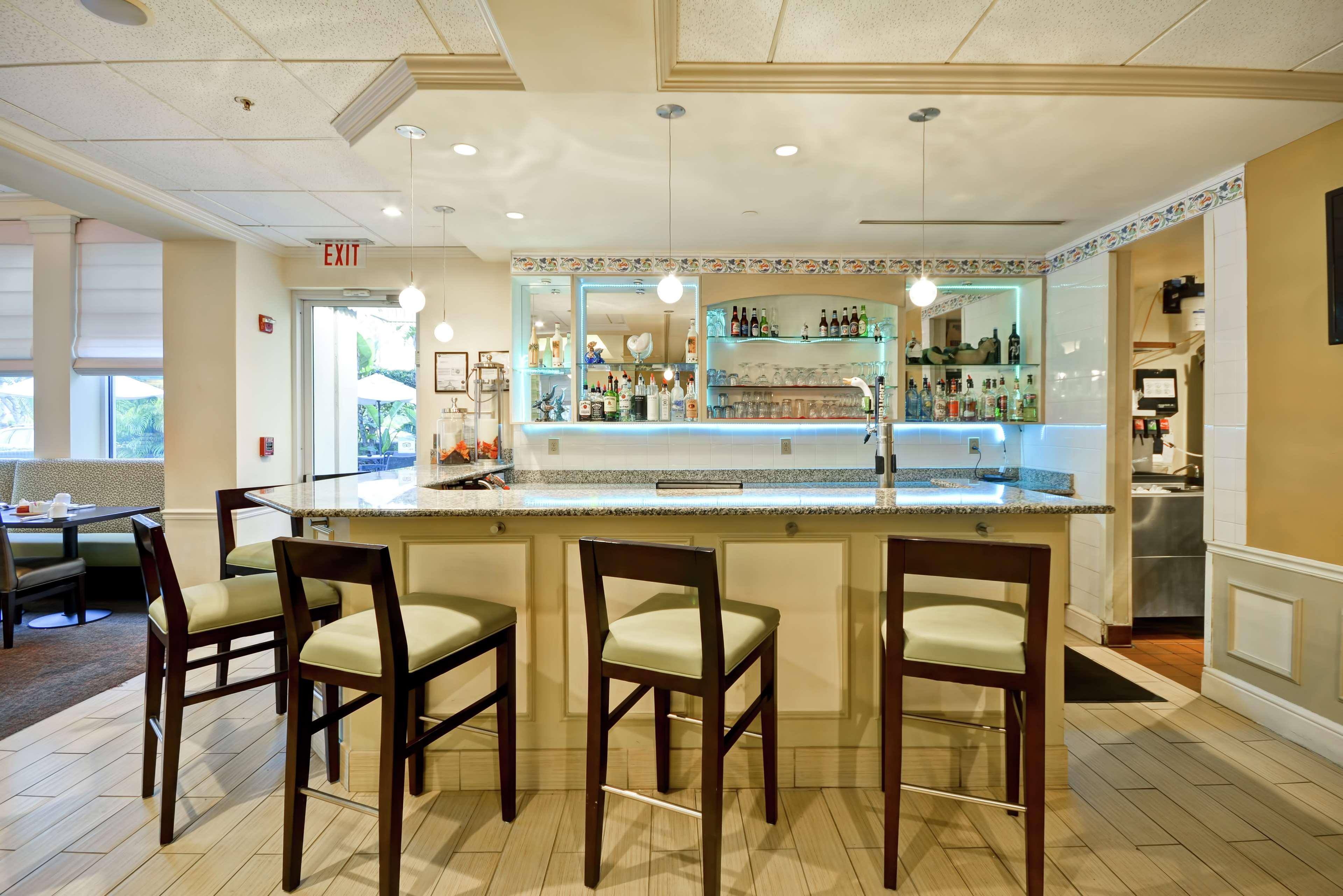 Hilton Garden Inn Форт Майерс Екстериор снимка
