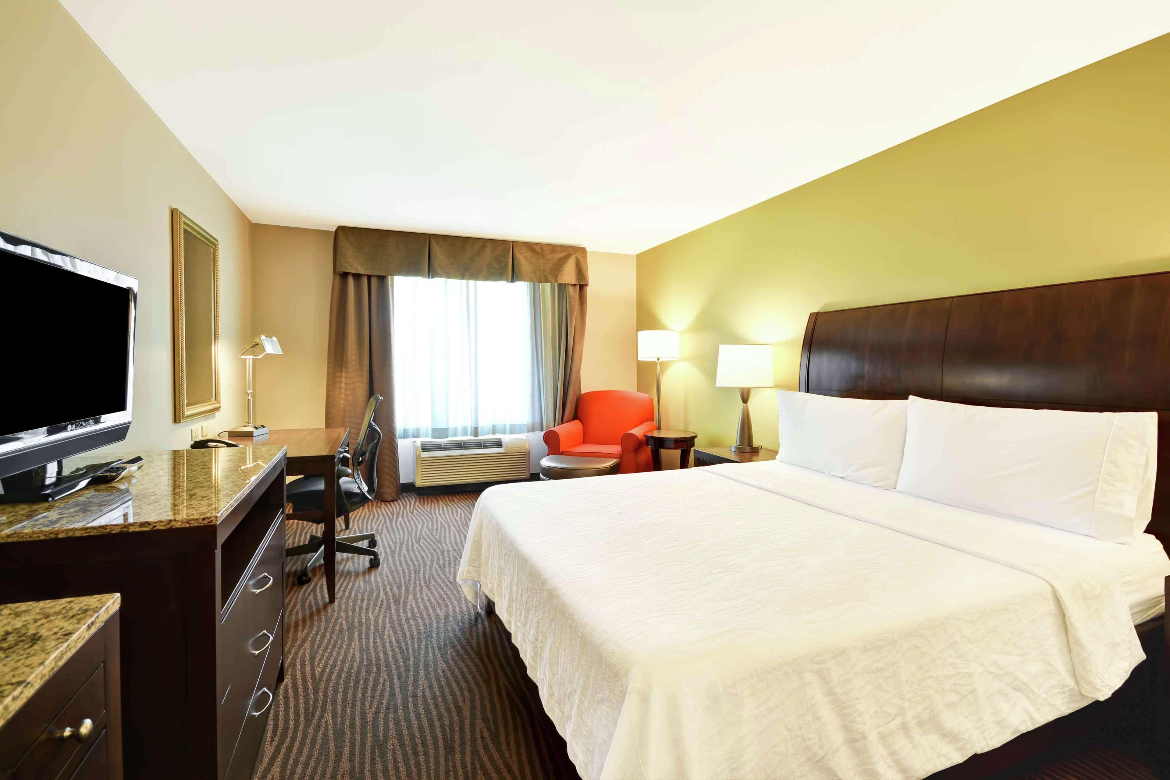 Hilton Garden Inn Форт Майерс Екстериор снимка
