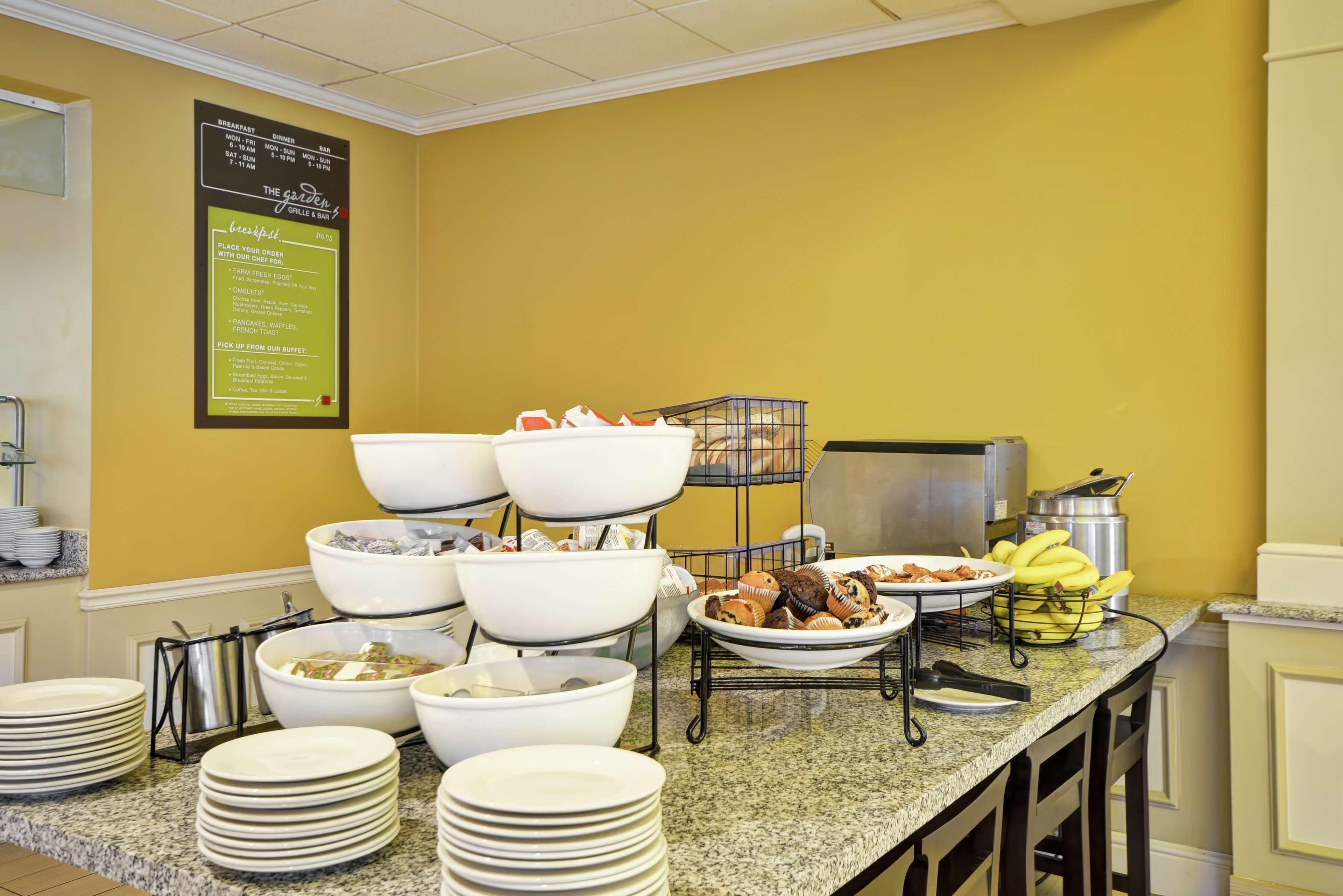 Hilton Garden Inn Форт Майерс Екстериор снимка