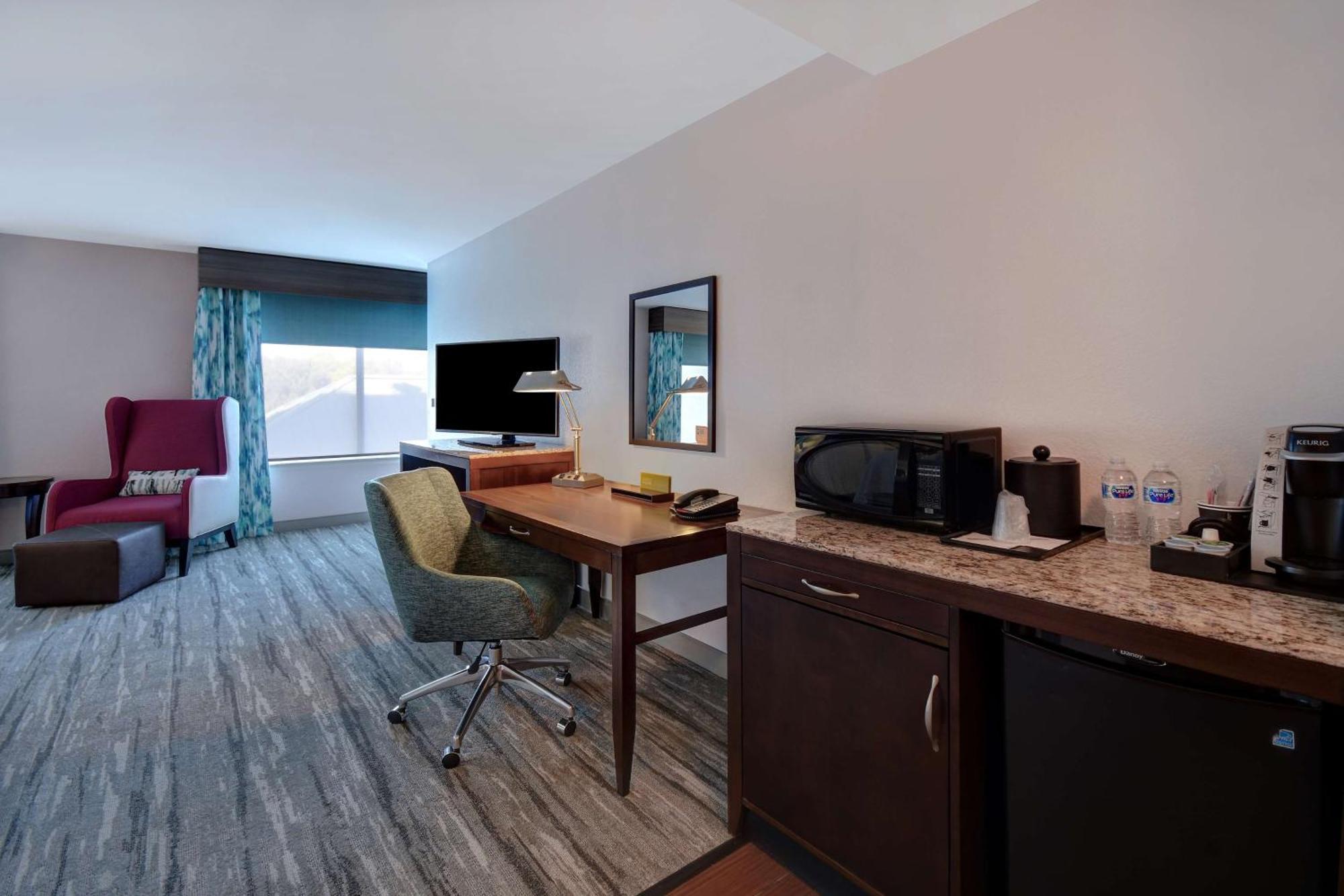 Hilton Garden Inn Форт Майерс Екстериор снимка
