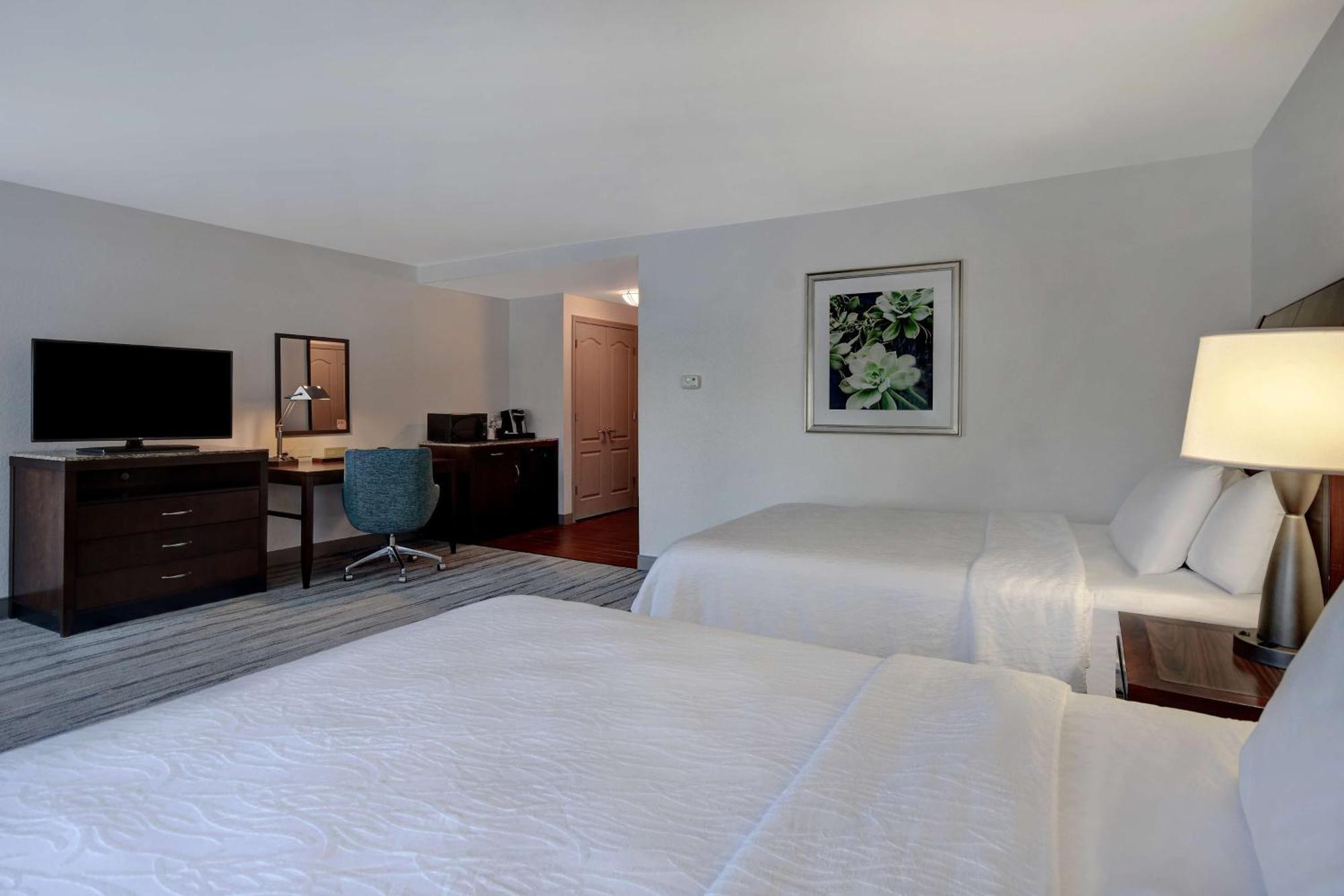 Hilton Garden Inn Форт Майерс Екстериор снимка