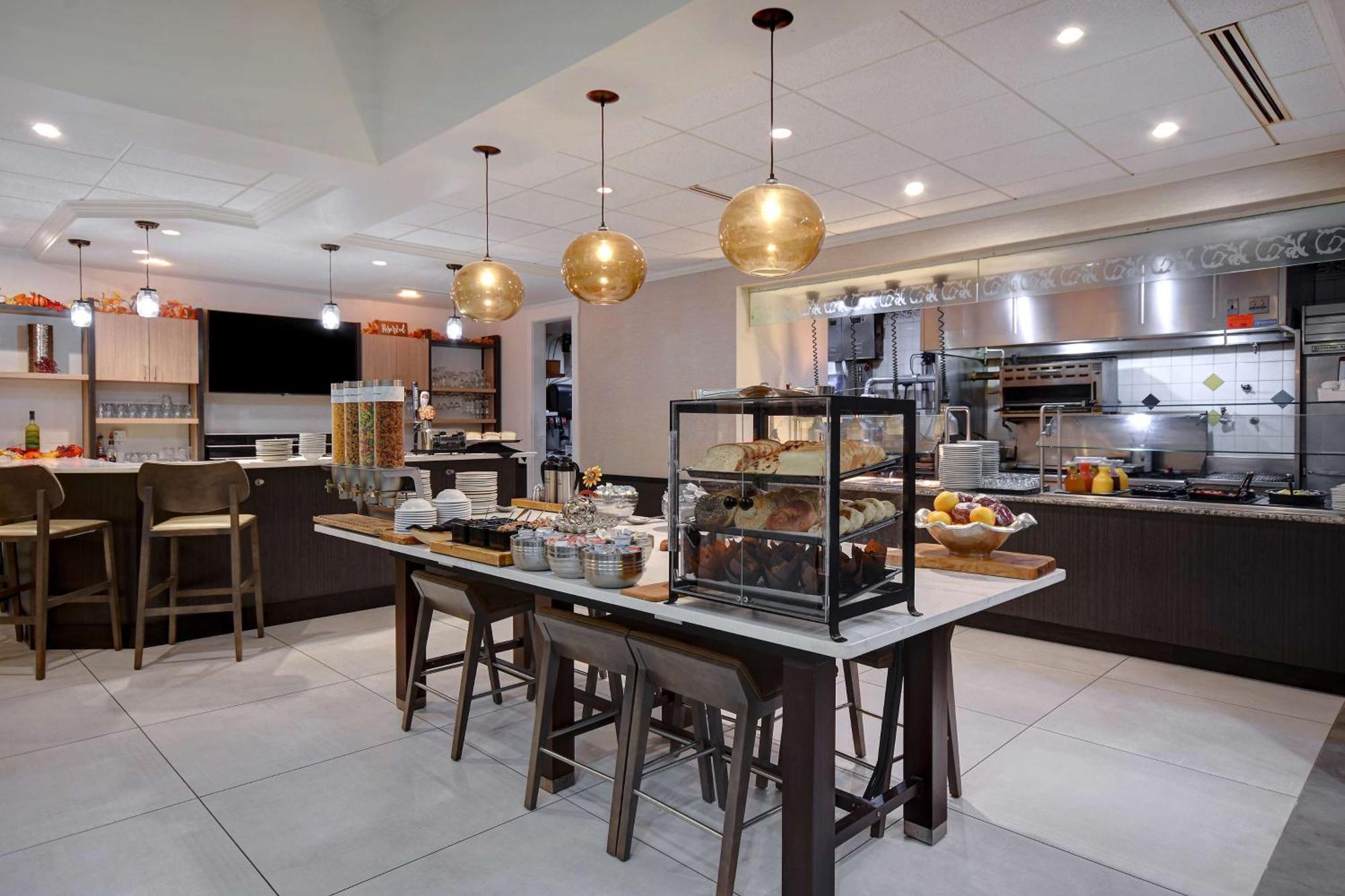 Hilton Garden Inn Форт Майерс Екстериор снимка